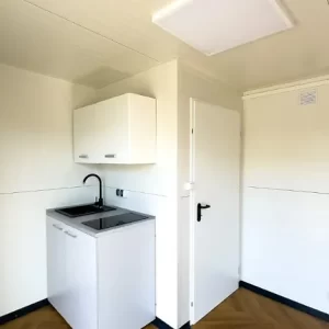 Conteneur Maison / Bureau 6×3 mètres modèle Stockholm avec sanitaires et cuisine