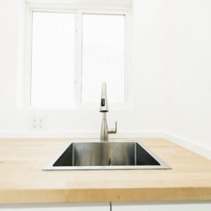 Conteneur Habitable 40 Pieds avec Terrasse et Design Personnalisable