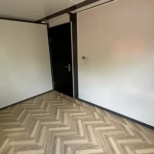 Conteneur Mobile - Tiny House avec Deux Chambres et Cuisine, modèle 2024