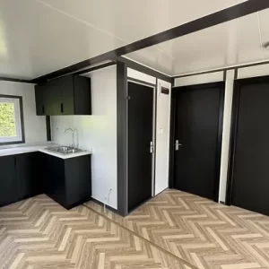 Conteneur Mobile - Tiny House avec Deux Chambres et Cuisine, modèle 2024